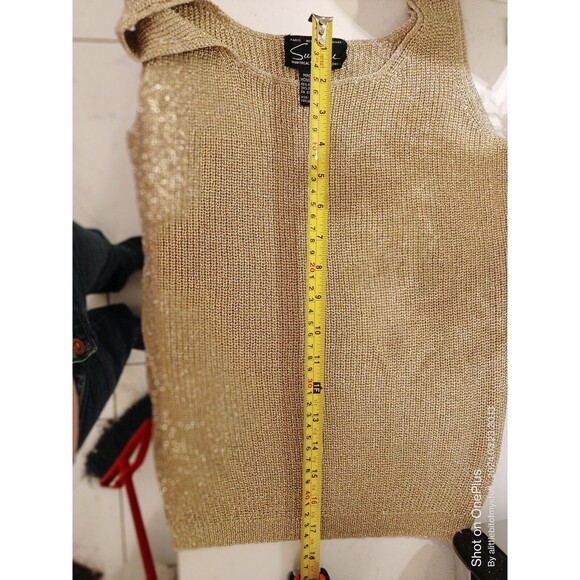 Suzelle Gold Mesh Tank Top  Small - Picture 10 of 16
